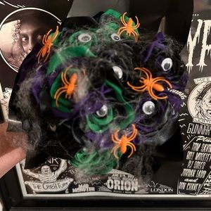 Mini spooky Booquet!